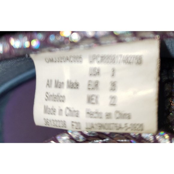 JoJo Siwa metallic iridescent lace up high top sneakers size 3, never wore - Picture 9 of 9